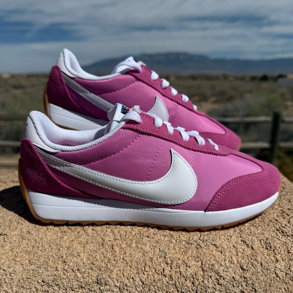 NWOT Nike Pacific. - Picture 2 of 7